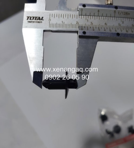 01553-06721 chốt nhựa