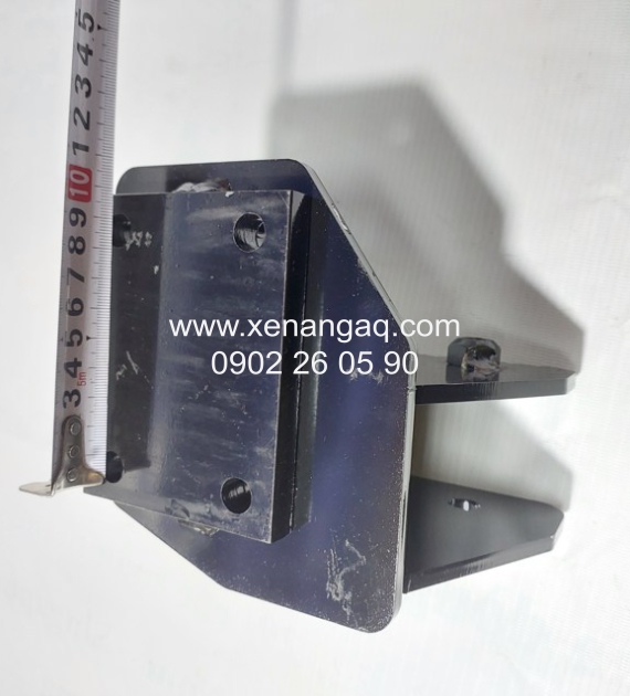 11232-GG30B Bát chân máy phải động cơ QD32
