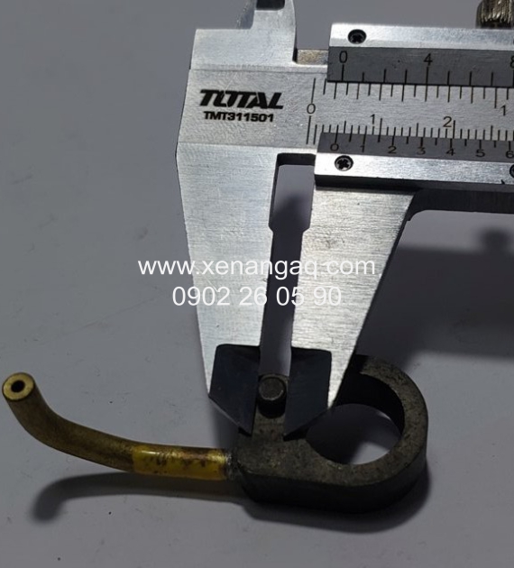 12124-1W401 Vòi phun nhớt động cơ QD32