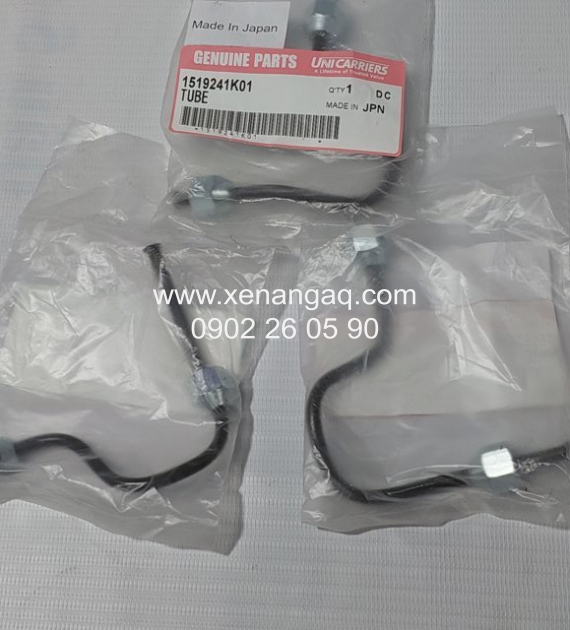 15192-41K01 Ống nhớt sắt từ động cơ tới bơm thủy lực QD32