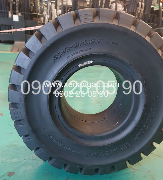 Vỏ Đặc Xe Nâng 21x8-9 Hiệu Dunlop